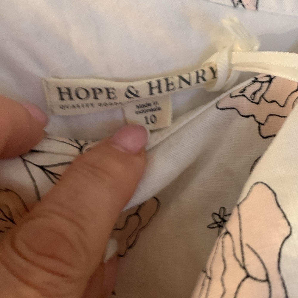 Hope and Henry girls dress. Cream w/ pink rose pattern. Ruffle top lined size 10 - Picture 2 of 14
